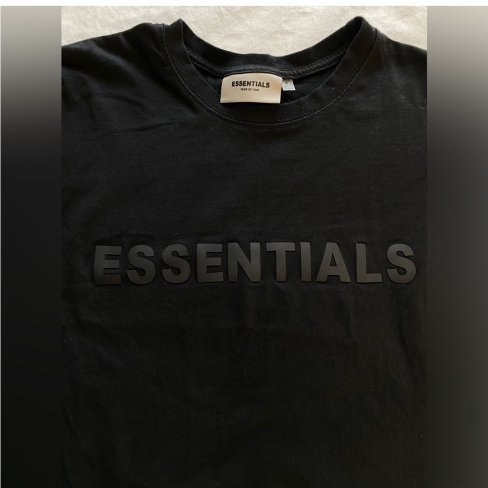 Essentials - Picture 3 of 7